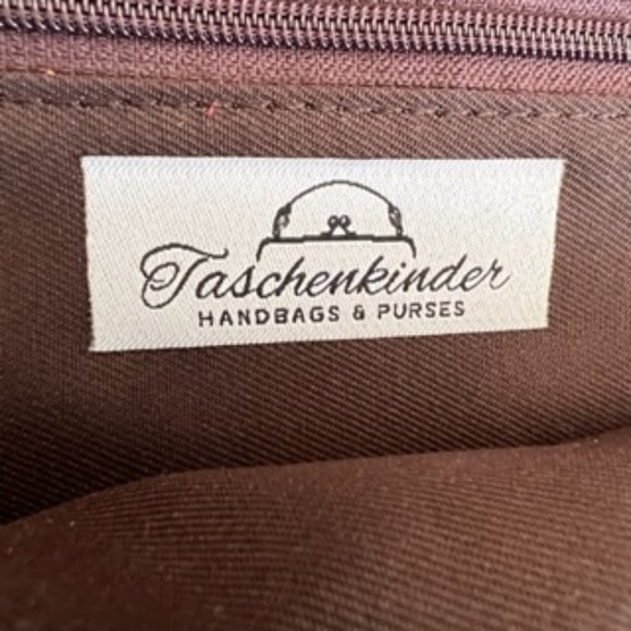 Taschenkinder Kiss Lock & Removable Strap Handbag - Picture 6 of 11